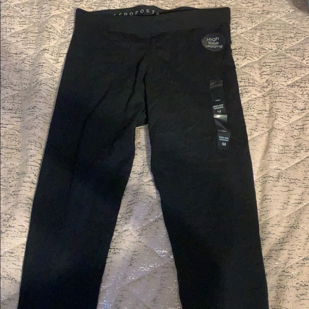Black Aero leggings size Medium